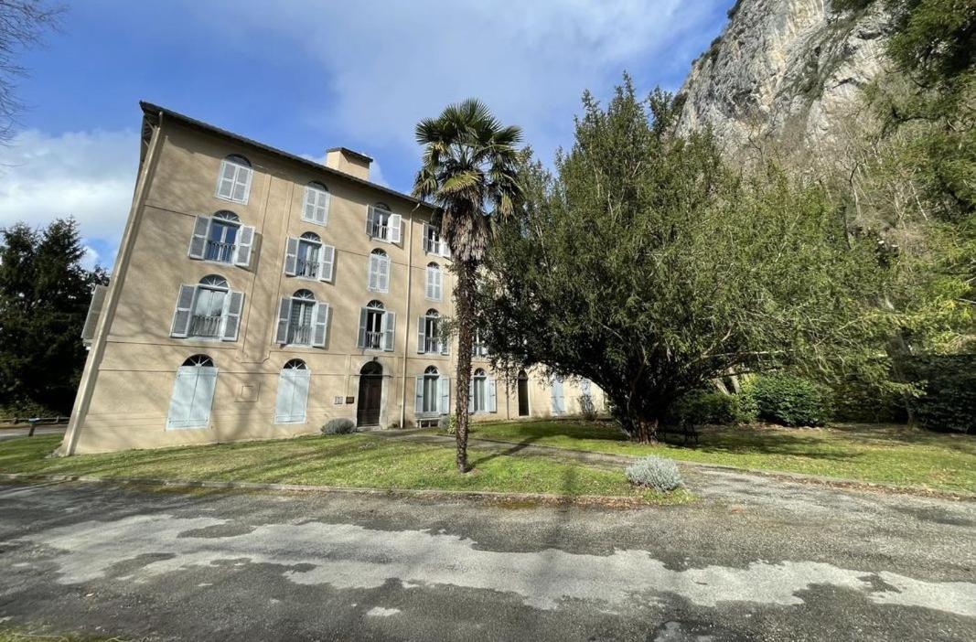 De Plain Pied , Jardin Et Grande Terrasse Appartement